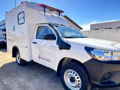 Secretaria de Saúde recebe duas novas ambulâncias em São Miguel do Guaporé