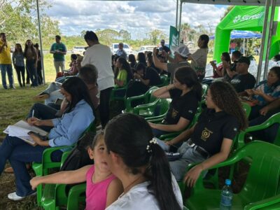 Celebrando a 2ª largada da colheita do café em São Miguel do GuaporéSão Miguel do Guaporé realiza a Segunda Largada da Colheita do Café e fortalece a agricultura localCelebrando a 2ª largada da colheita do café em São Miguel do Guaporé