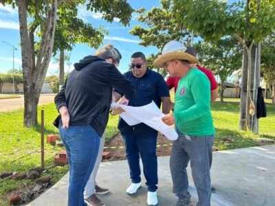 Equipe técnica da SEMUP e SEMOU realiza vistoria nas obras do Estádio Chupinzão e pista de caminhada