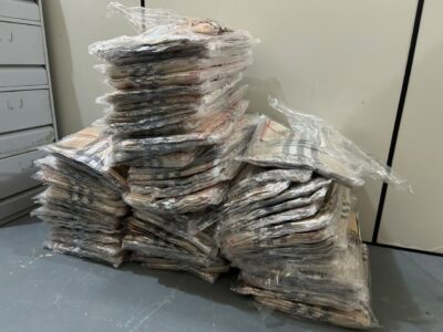 Defesa Civil recebe doação de roupas novas para atender famílias de São Miguel do Guaporé